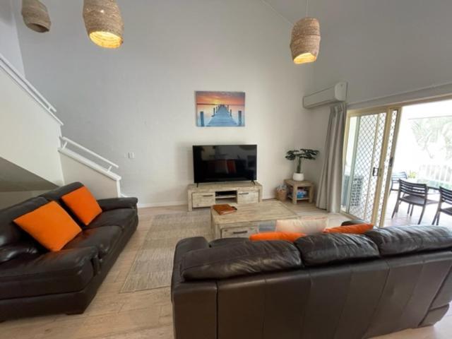 Mariner Bay Apartments Μπάιρον Μπέι Εξωτερικό φωτογραφία